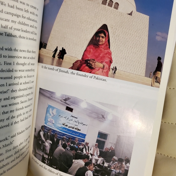 3/$10 – I Am Malala (Hardcover) by Malala Yousafzai – Used, Good Condition ✨📚 - Picture 13 of 16